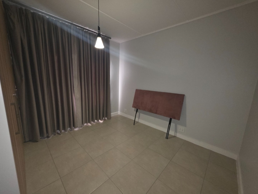 To Let 3 Bedroom Property for Rent in Sandown Western Cape